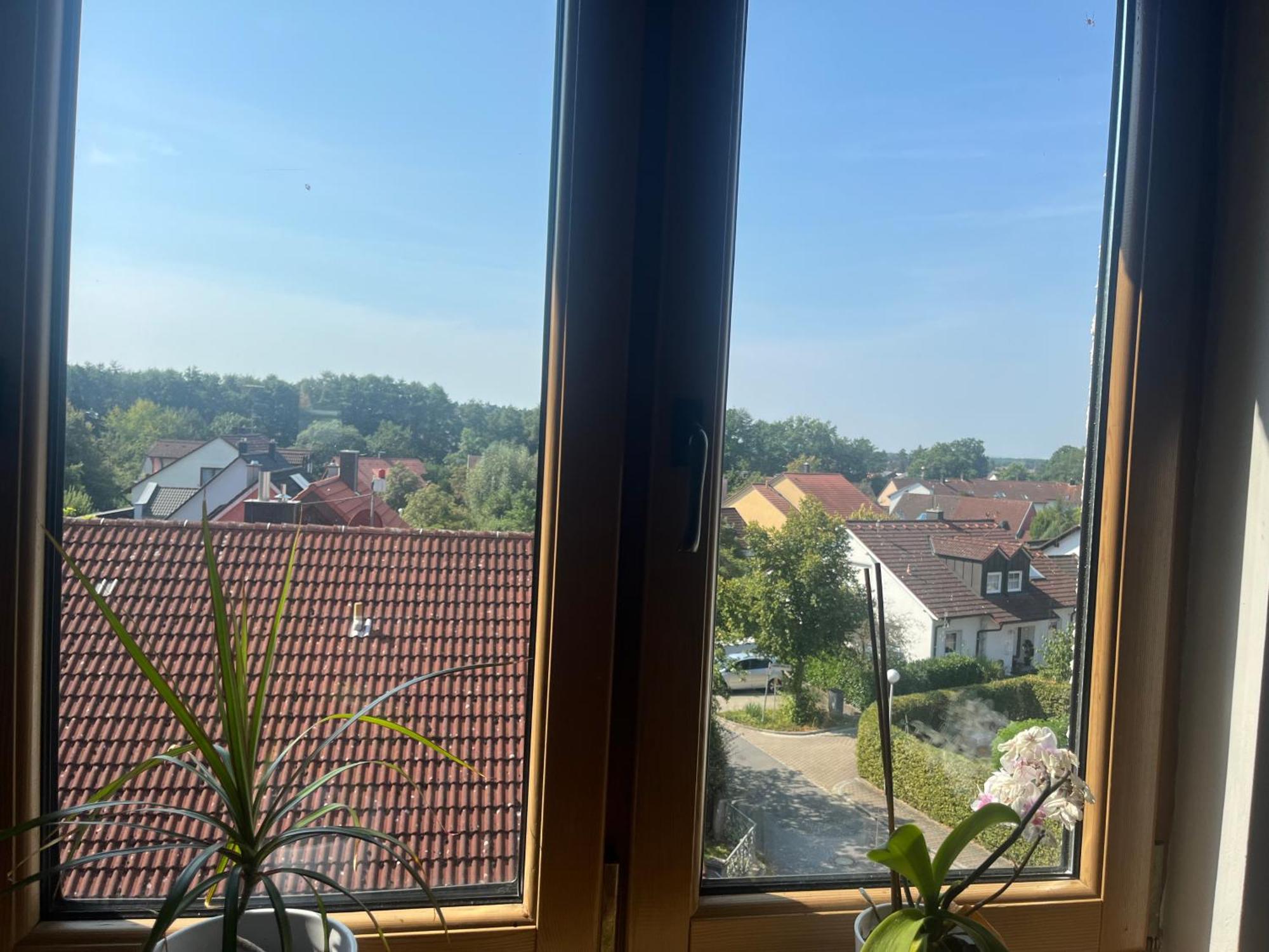 Sonniges Dachzimmer Feucht Dış mekan fotoğraf
